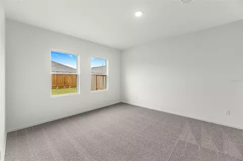 Bedroom - 10861 Curving Creek Loop, Parrish, FL 34219 photo 6 of 12