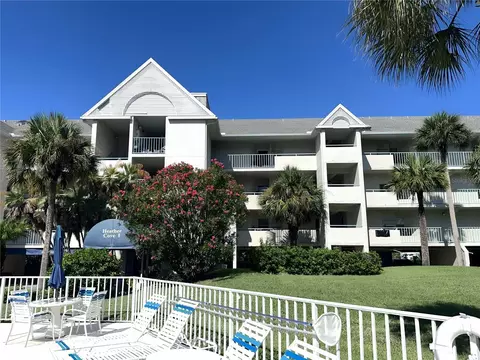 5537 Sea Forest Dr #304, New Port Richey, FL 34652
