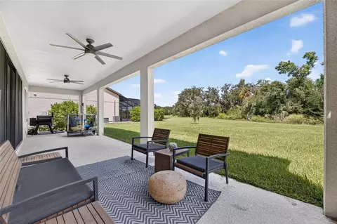 Exterior - 9125 Warm Springs Cir, Parrish, FL 34219 photo 6 of 13