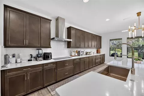 Kitchen - 9125 Warm Springs Cir, Parrish, FL 34219 photo 2 of 2