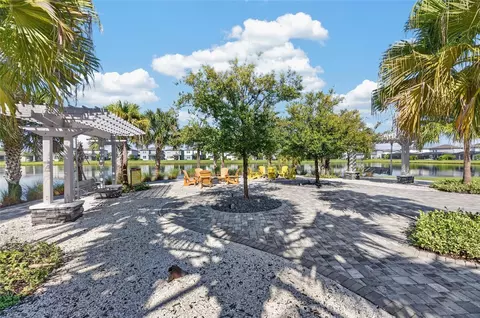 Exterior - 9125 Warm Springs Cir, Parrish, FL 34219 photo 11 of 13