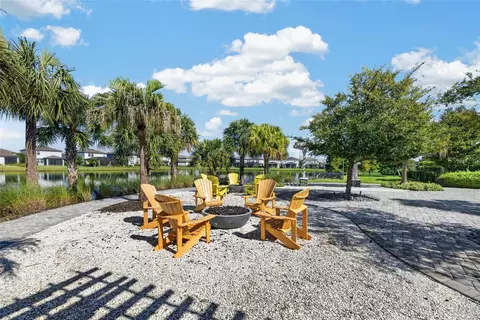 Exterior - 9125 Warm Springs Cir, Parrish, FL 34219 photo 12 of 13