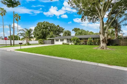 Exterior - 412 Deville Dr E, Largo, FL 33771 photo 2 of 11