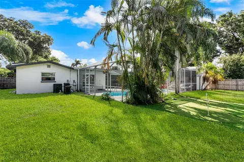 Exterior - 412 Deville Dr E, Largo, FL 33771 photo 11 of 11