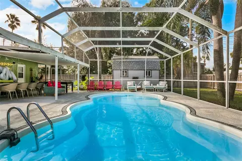 Exterior - 412 Deville Dr E, Largo, FL 33771 photo 10 of 11