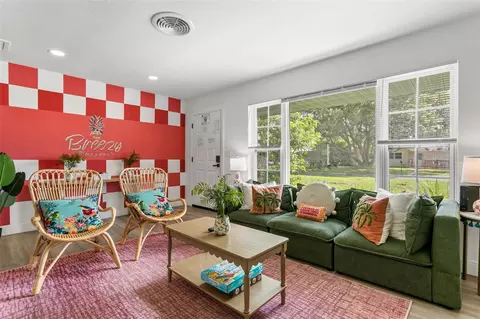 Living - 412 Deville Dr E, Largo, FL 33771 photo 2 of 3