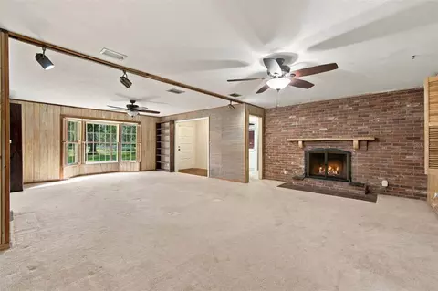 Living - 409 El Greco Dr, Brandon, FL 33511 photo 3 of 5