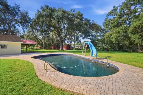 Exterior - 409 El Greco Dr, Brandon, FL 33511 photo 7 of 13