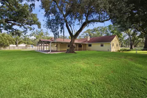 Exterior - 409 El Greco Dr, Brandon, FL 33511 photo 9 of 13