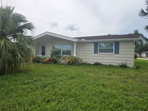 2055 Norfolk Dr, Holiday, FL 34691