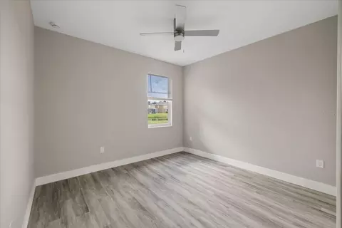 Bedroom - 10704 Banfield Dr, Riverview, FL 33579 photo 3 of 4