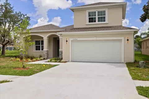 Exterior - 10704 Banfield Dr, Riverview, FL 33579 photo 2 of 11