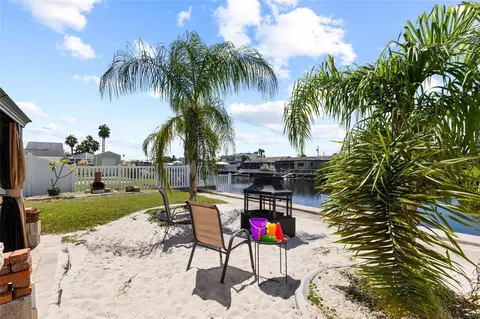 Exterior - 4317 Biscayne Dr, Hernando Beach, FL 34607 photo 5 of 12