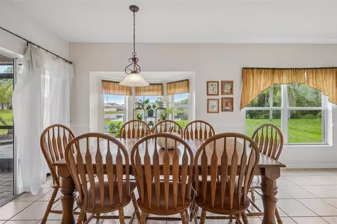 Dining - 6527 Bridgecrest Dr, Lithia, FL 33547 photo 1 of 3