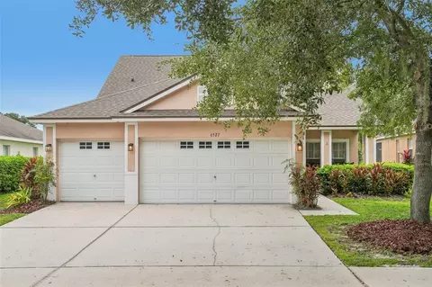 6527 Bridgecrest Dr, Lithia, FL 33547