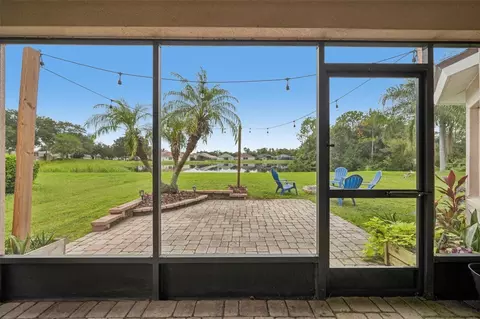 Exterior - 6527 Bridgecrest Dr, Lithia, FL 33547 photo 6 of 10