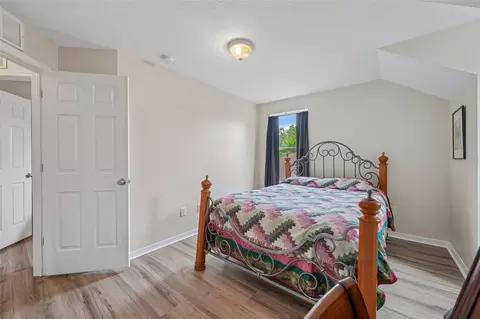 Bedroom - 6527 Bridgecrest Dr, Lithia, FL 33547 photo 5 of 5
