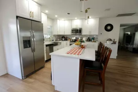 Kitchen - 815 Bishop Pl, Seffner, FL 33584 photo 1 of 2