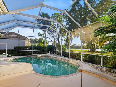 Exterior - 5220 88th St E, Bradenton, FL 34211 photo 5 of 7