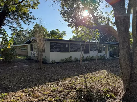 3000 Karen Ave, Largo, FL 33774