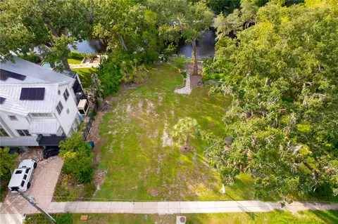 1214 E Park Cir, Tampa, FL 33604