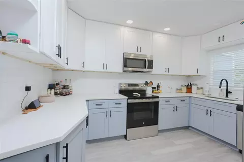 Kitchen - 16606 Forest Park Dr, Lutz, FL 33549 photo 1 of 3