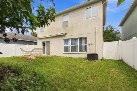 Exterior - 11771 Mango Cross Ct, Seffner, FL 33584 photo 4 of 4