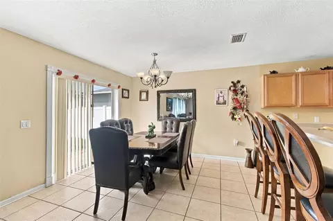 Dining - 11771 Mango Cross Ct, Seffner, FL 33584 photo 2 of 2
