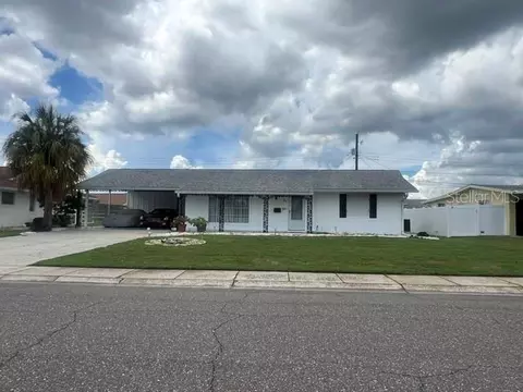 721 Bel Air Ave, Sun City Center, FL 33573