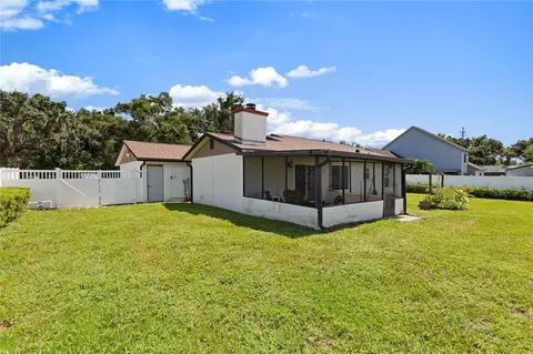 Exterior - 1105 Lenna Ave, Seffner, FL 33584 photo 6 of 11