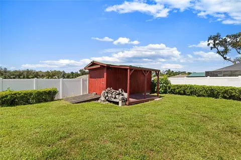Exterior - 1105 Lenna Ave, Seffner, FL 33584 photo 10 of 11