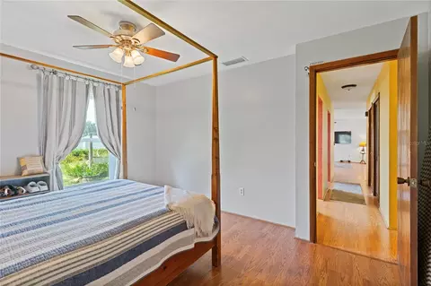 Bedroom - 1105 Lenna Ave, Seffner, FL 33584 photo 4 of 6