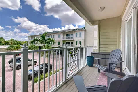 Exterior - 200 Main St #202, Dunedin, FL 34698 photo 2 of 5