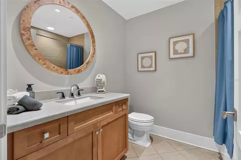 Bath - 200 Main St #202, Dunedin, FL 34698 photo 4 of 5