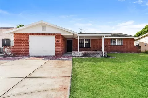 6840 Tierra Verde St, Port Richey, FL 34668
