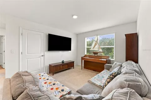Other - 506 Diamond Ridge Rd, Seffner, FL 33584 photo 4 of 7