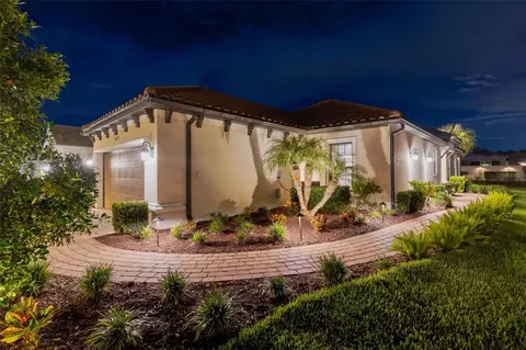 4270 Cairoli Ct, Wesley Chapel, FL 33543