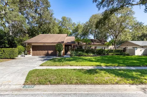 3011 Enisglen Dr, Palm Harbor, FL 34683