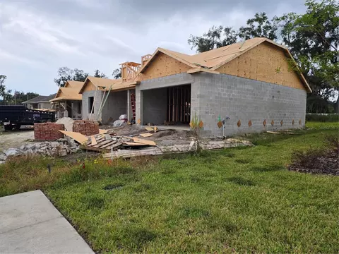 414 Shannon Estates Ct, Plant City, FL 33563