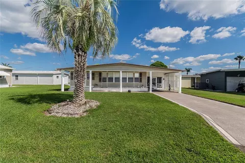 5600 Arrowhead Dr, Zephyrhills, FL 33542