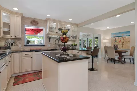 Kitchen - 312 Keating Dr, Largo, FL 33770 photo 3 of 4