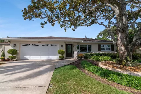 Exterior - 312 Keating Dr, Largo, FL 33770 photo 3 of 24