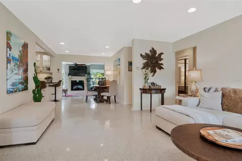 Living - 312 Keating Dr, Largo, FL 33770 photo 2 of 8