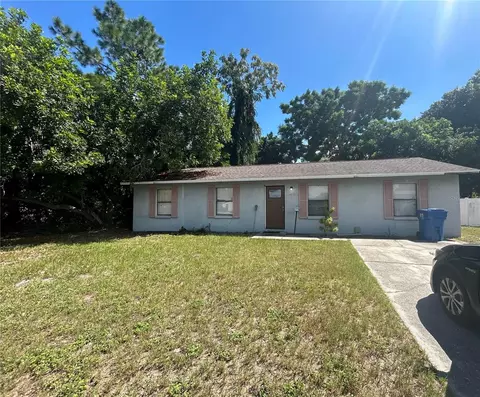 4365 Trout Dr SE, Saint Petersburg, FL 33705