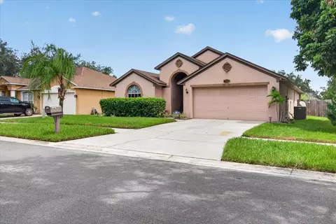 Exterior - 5336 Watson Rd, Riverview, FL 33578 photo 4 of 17