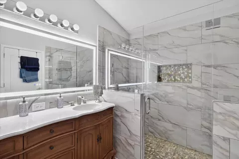 Bath - 5336 Watson Rd, Riverview, FL 33578 photo 1 of 7