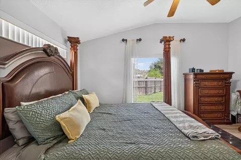 Bedroom - 5336 Watson Rd, Riverview, FL 33578 photo 4 of 8