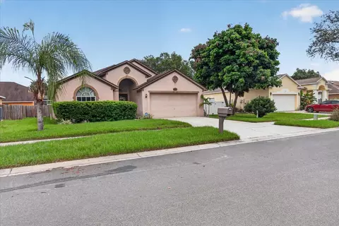 Exterior - 5336 Watson Rd, Riverview, FL 33578 photo 3 of 17