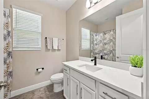 Bath - 7449 Sea Manatee St, Parrish, FL 34219 photo 3 of 4
