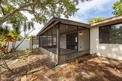 Exterior - 627 Timber Bay Cir W, Oldsmar, FL 34677 photo 5 of 6